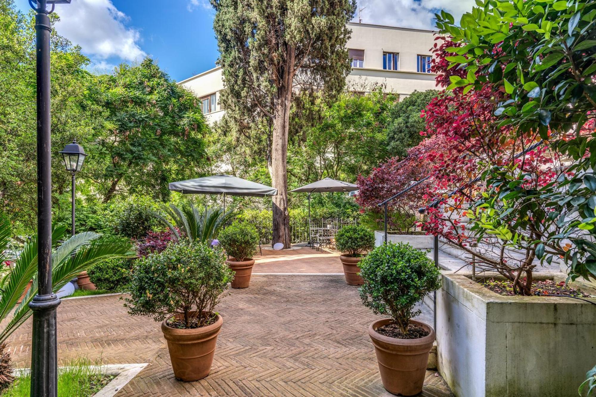 Mangili Garden Hotel Рим Экстерьер фото
